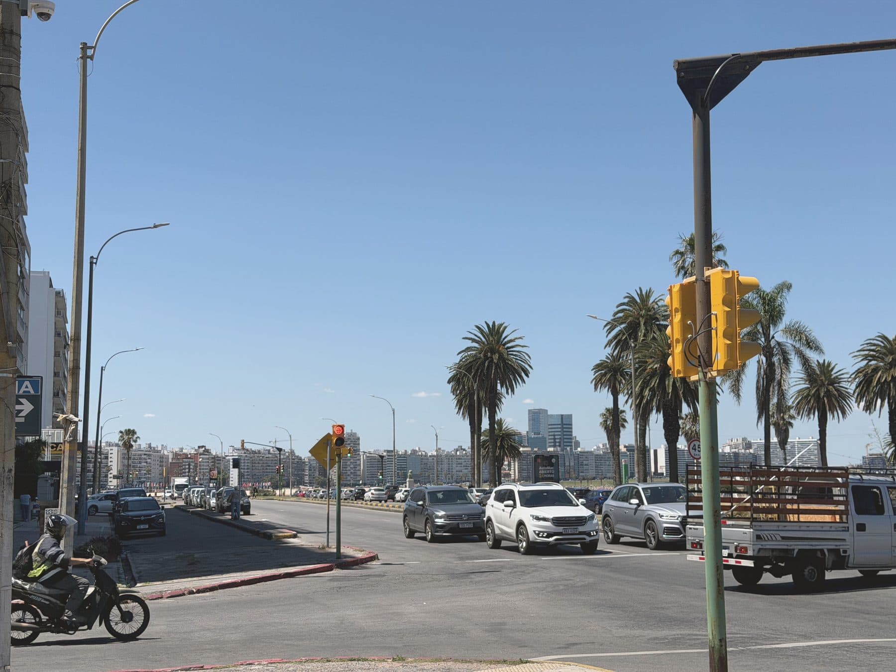 Montevideo — photo 2